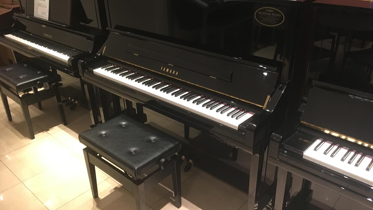 【売約済み】中古 アップライトピアノ ヤマハリニューアルピアノYS30Z+Sサイレント付