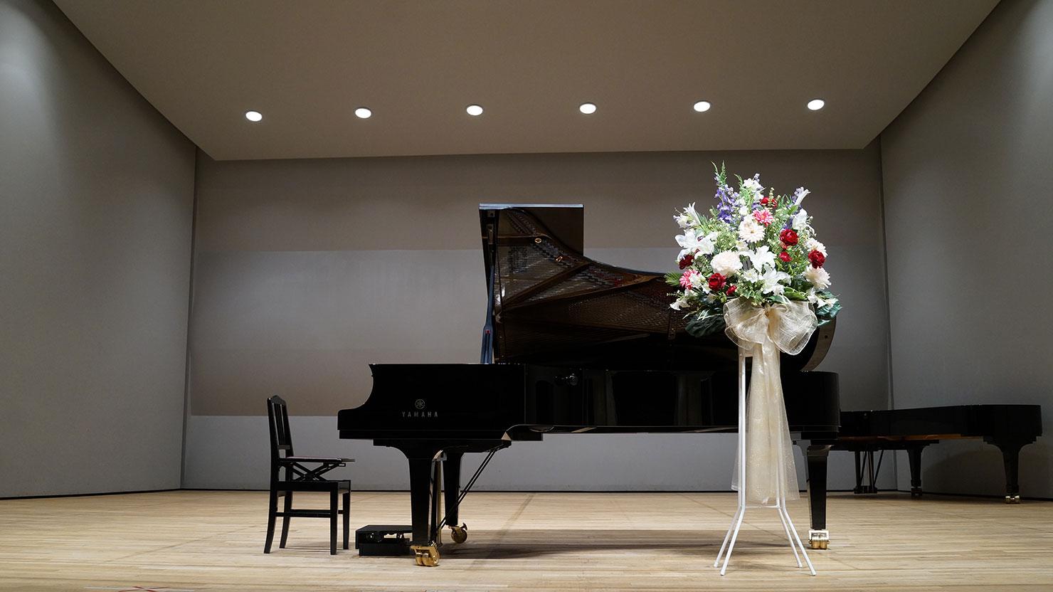 演奏者も観客も知っておくべきピアノ発表会のマナーとルール スガナミ中古ピアノ
